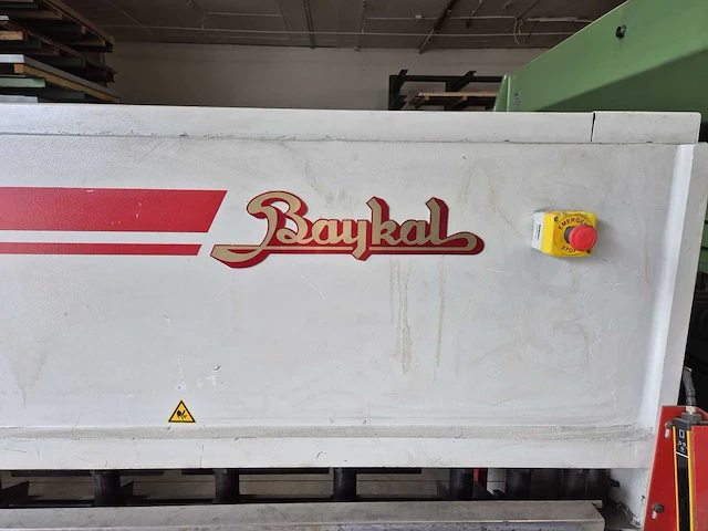 2012 baykal hgl 3100x6 hydraulische platenschaar - afbeelding 11 van  21