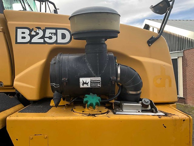 2012 bell adt b25d 6x6 dumper - afbeelding 19 van  49