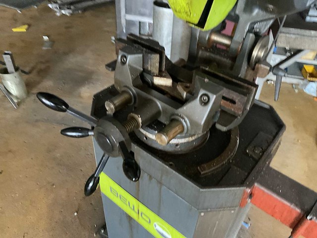 2012 bewo 315lt afkortcirkelzaagmachine - afbeelding 2 van  4