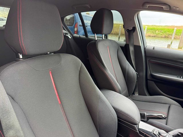 2012 bmw 1-serie 116i business+ m-sport 66-tdl-4 - afbeelding 12 van  19