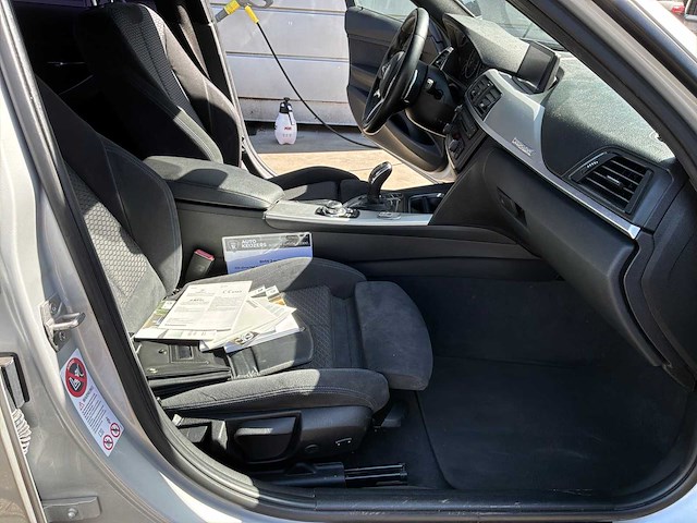 2012 bmw 3-serie 335i xdrive high ex. personenauto - afbeelding 11 van  26