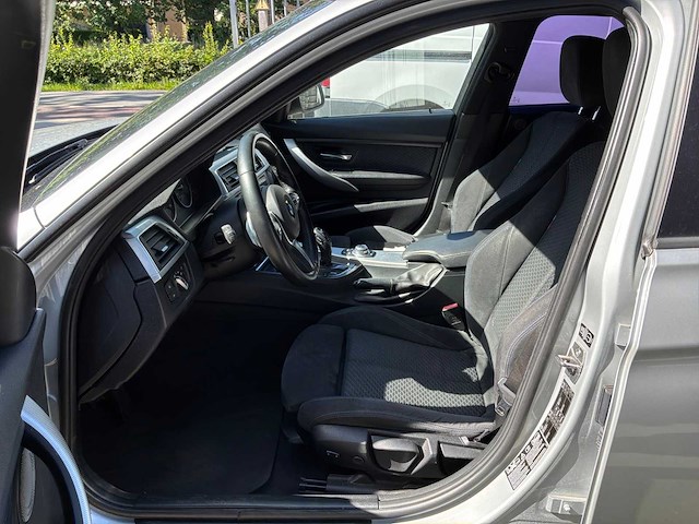 2012 bmw 3-serie 335i xdrive high ex. personenauto - afbeelding 24 van  26