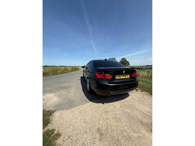 2012 bmw 320i high executive personenauto - afbeelding 18 van  22