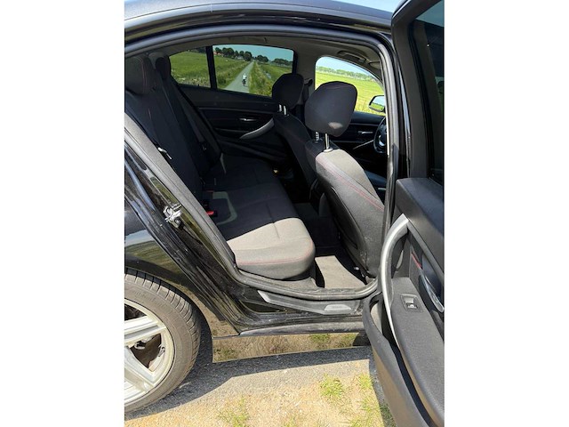 2012 bmw 320i high executive personenauto - afbeelding 22 van  22