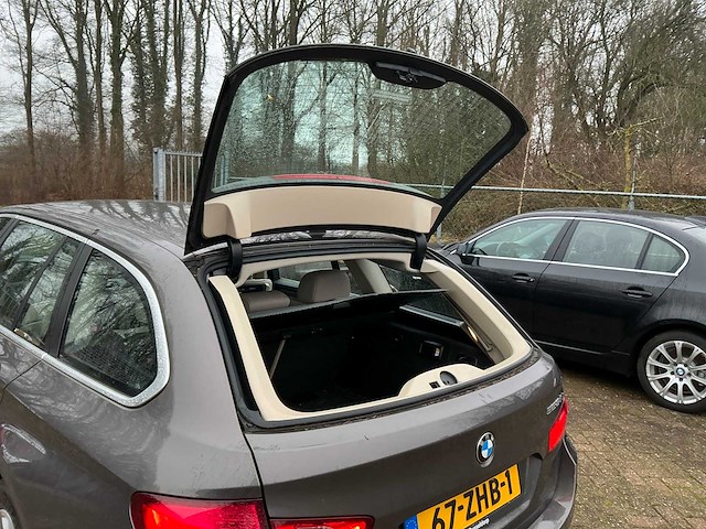 2012 bmw 5-serie touring 528i upgrade edition - afbeelding 24 van  32