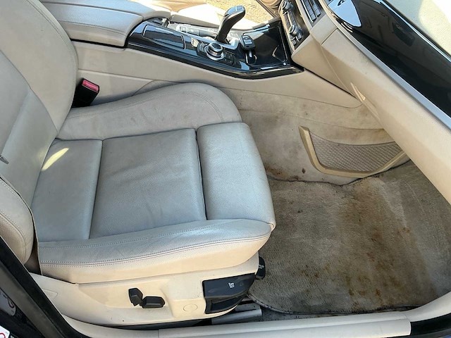 2012 bmw 5er reihe 5k personenauto - afbeelding 32 van  38