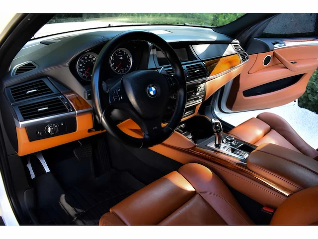 2012 bmw x5m suv 4,4l twin-turbocharged v8 btw auto - afbeelding 49 van  71
