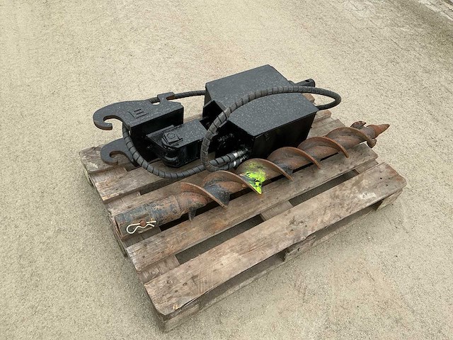 2012 boels kpl cw05 grondboor - afbeelding 1 van  13