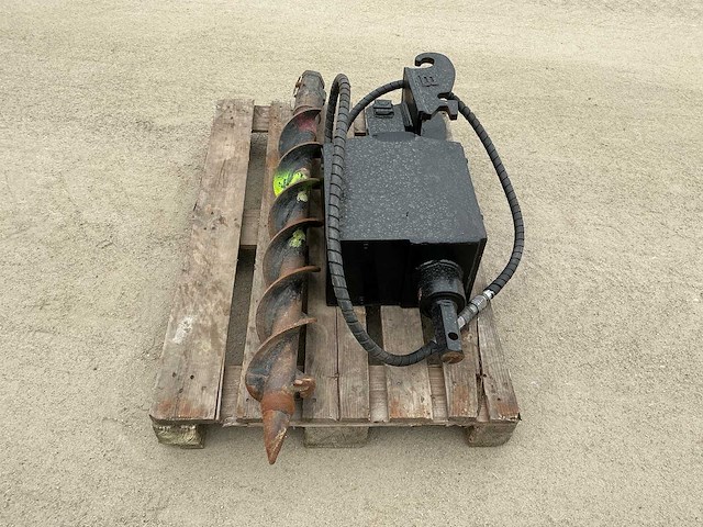 2012 boels kpl cw05 grondboor - afbeelding 10 van  13