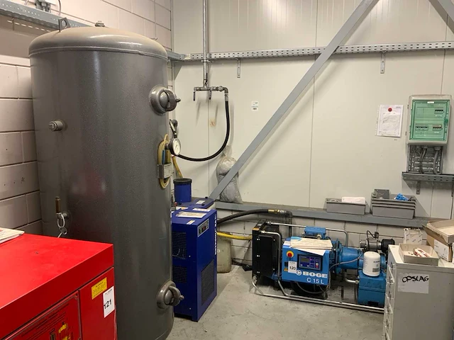 2012 boge c 15 l schroefcompressor installatie - afbeelding 1 van  9