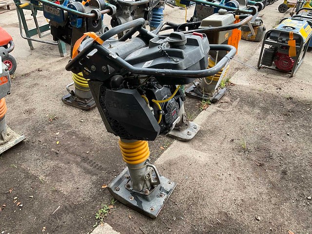 2012 bomag bt 60 trilstamper - afbeelding 2 van  6