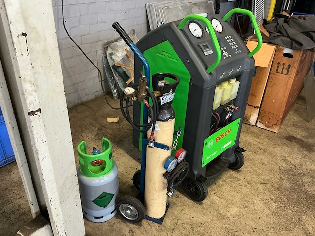 2012 bosch acs 650 airco test- en vulapparaat - afbeelding 9 van  14