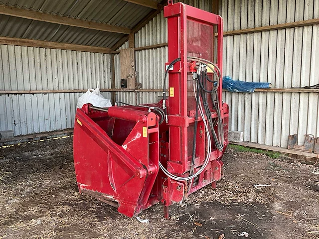 2012 bsl / strautmann silozange 234 uitkuilmachine - afbeelding 7 van  13