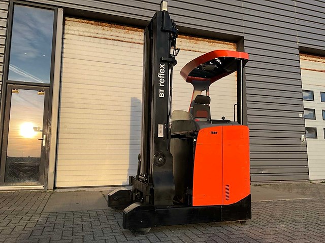 2012 bt reflex rre140e reach truck - afbeelding 1 van  10