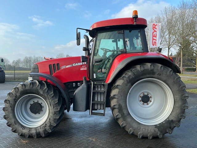 2012 case ih 175 vierwielaangedreven landbouwtractor - afbeelding 17 van  19