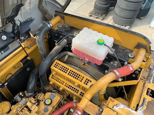 2012 caterpillar 324e ln rupsgraafmachine - afbeelding 13 van  33