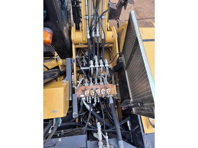2012 caterpillar m322d mobiele graafmachine - afbeelding 2 van  14