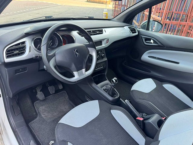 2012 citroen ds3 1.4 chic sport 74-xjs-6 - afbeelding 2 van  5