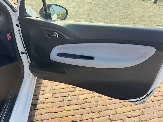 2012 citroen ds3 1.4 chic sport 74-xjs-6 - afbeelding 20 van  29