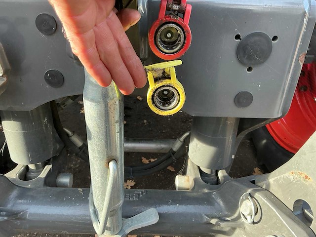 2012 claas 410 arion vierwielaangedreven landbouwtractor - afbeelding 9 van  62