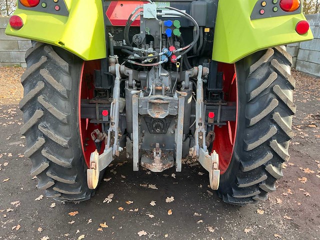 2012 claas 410 arion vierwielaangedreven landbouwtractor - afbeelding 14 van  62