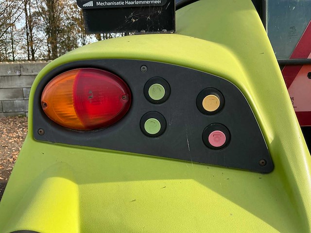 2012 claas 410 arion vierwielaangedreven landbouwtractor - afbeelding 26 van  62