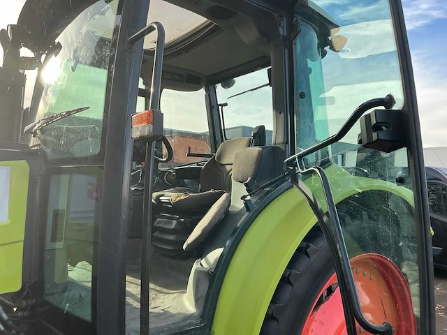 2012 claas 410 arion vierwielaangedreven landbouwtractor - afbeelding 30 van  62