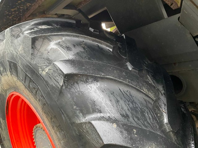 2012 claas xerion 3800 saddle trac vierwielaangedreven landbouwtractor - afbeelding 5 van  33