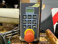 2012 claas xerion 3800 saddle trac vierwielaangedreven landbouwtractor - afbeelding 13 van  33