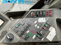 2012 claas xerion 3800 saddle trac vierwielaangedreven landbouwtractor - afbeelding 24 van  33