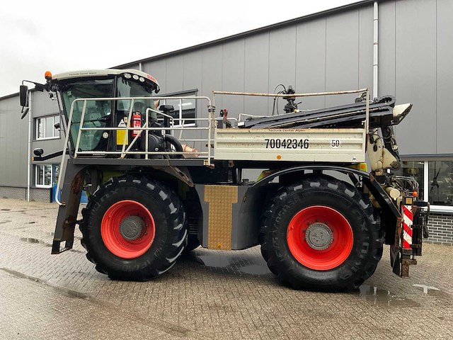 2012 claas xerion 3800 saddle trac vierwielaangedreven landbouwtractor - afbeelding 33 van  33