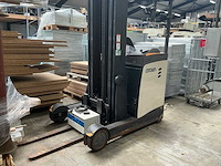 2012 crown esr5000 reach truck - afbeelding 1 van  8
