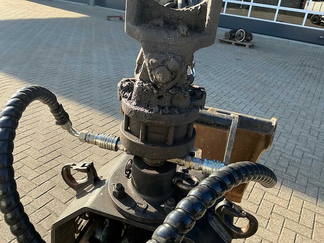 2012 daf lf 3 zijdige kippervrachtwagen met palfinger laadkraan - afbeelding 7 van  41