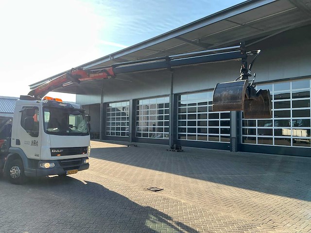2012 daf lf 3 zijdige kippervrachtwagen met palfinger laadkraan - afbeelding 39 van  41
