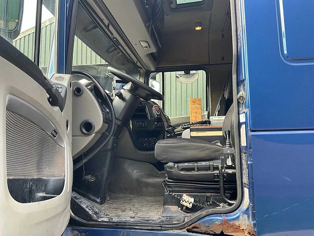 2012 daf xf 105 460 vrachtwagen met vdl haakarmsysteem - afbeelding 17 van  39