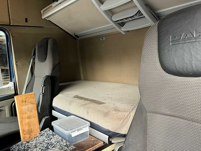 2012 daf xf 105 460 vrachtwagen met vdl haakarmsysteem - afbeelding 29 van  39