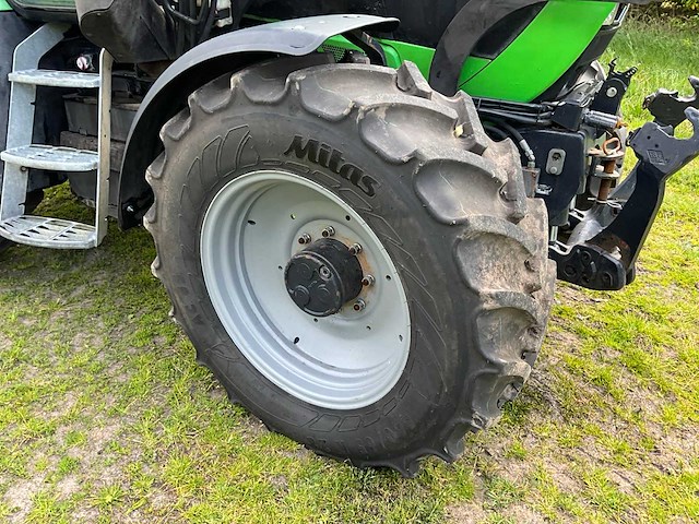2012 deutz-fahr agrotron ttv 430 vierwielaangedreven landbouwtractor met voorlader - afbeelding 30 van  38