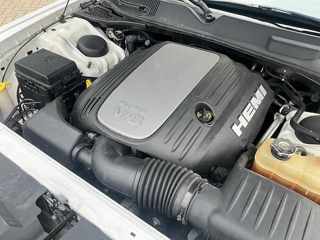 2012 dodge challenger 5.7 rt v8 hemi personenauto - afbeelding 18 van  26
