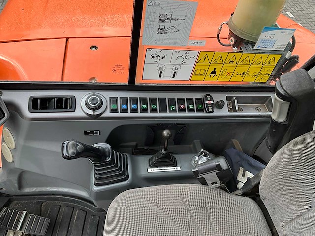 2012 doosan dx80r 2pc boom midigraafmachine met topcon x53i gps systeem - afbeelding 35 van  48