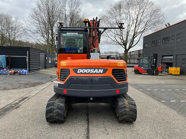 2012 doosan dx80r 2pc boom midigraafmachine met topcon x53i gps systeem - afbeelding 44 van  48