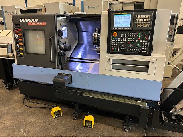 2012 doosan lynx 220 lmsa cnc-draaibank - afbeelding 1 van  31