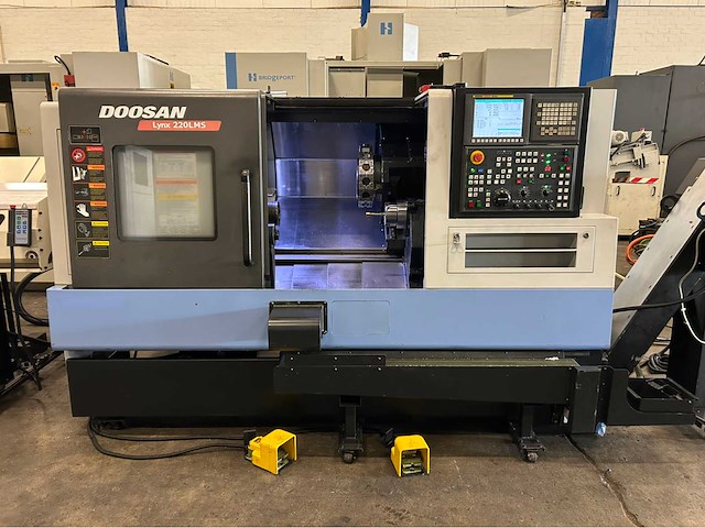2012 doosan lynx 220 lmsa cnc-draaibank - afbeelding 12 van  31