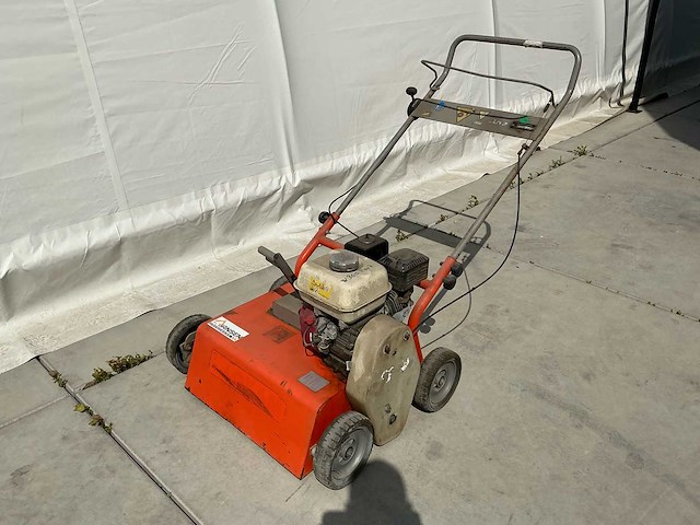 2012 dori sc520 pro h verticuteermachine - afbeelding 3 van  10
