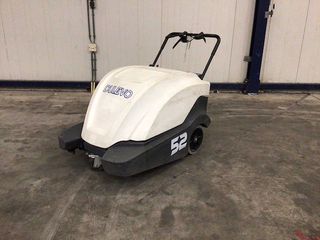 2012 dulevo 52 eh zelfrijdende veegmachine - afbeelding 1 van  7