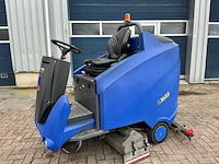 2012 dulevo h1020r schoonmaakapparaat - afbeelding 1 van  12