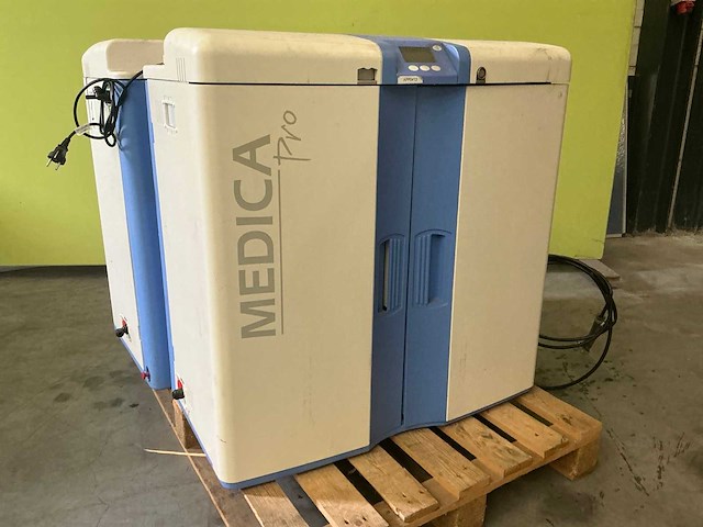 2012 elga medica pro mp060rbm-230 waterzuiveringssysteem - afbeelding 1 van  13