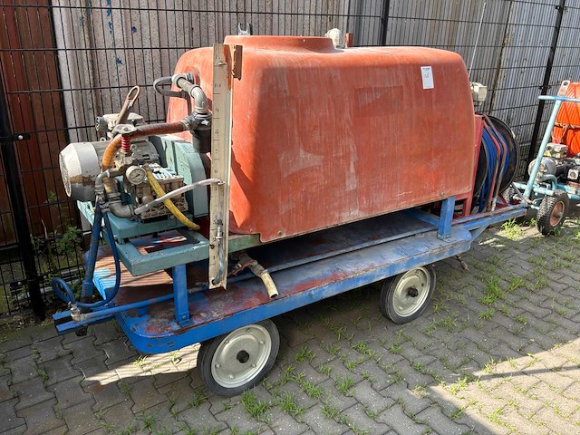 2012 empas motorvatspuit - afbeelding 1 van  8