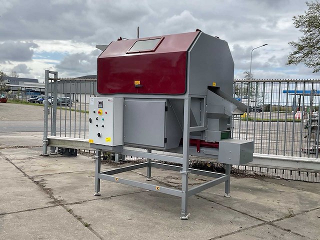 2012 erc machinery aardappelschiller - afbeelding 1 van  12