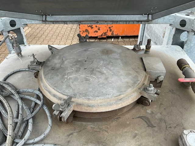 2012 ese asf 1000 dw brandstof opslagtank - afbeelding 6 van  9