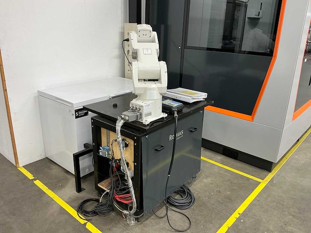 2012 fanuc robot lr mate 200ic/5 lc industriële robot - afbeelding 6 van  12